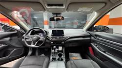 نيسان ألتيما